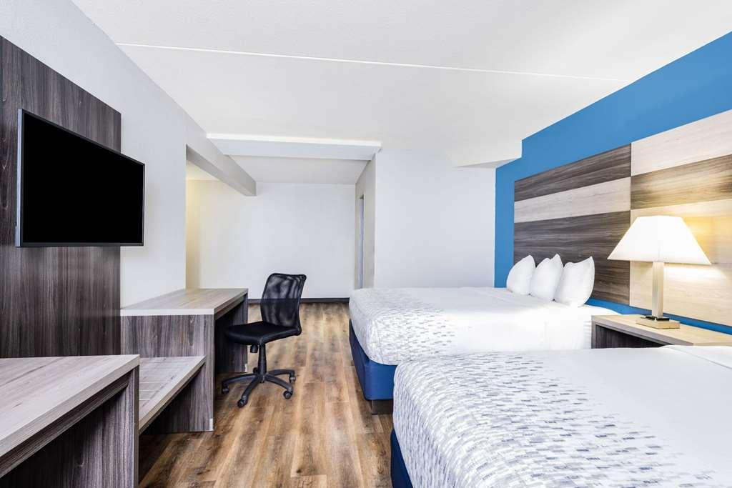 Wingate By Wyndham Wichita Airport Hotel Phòng bức ảnh