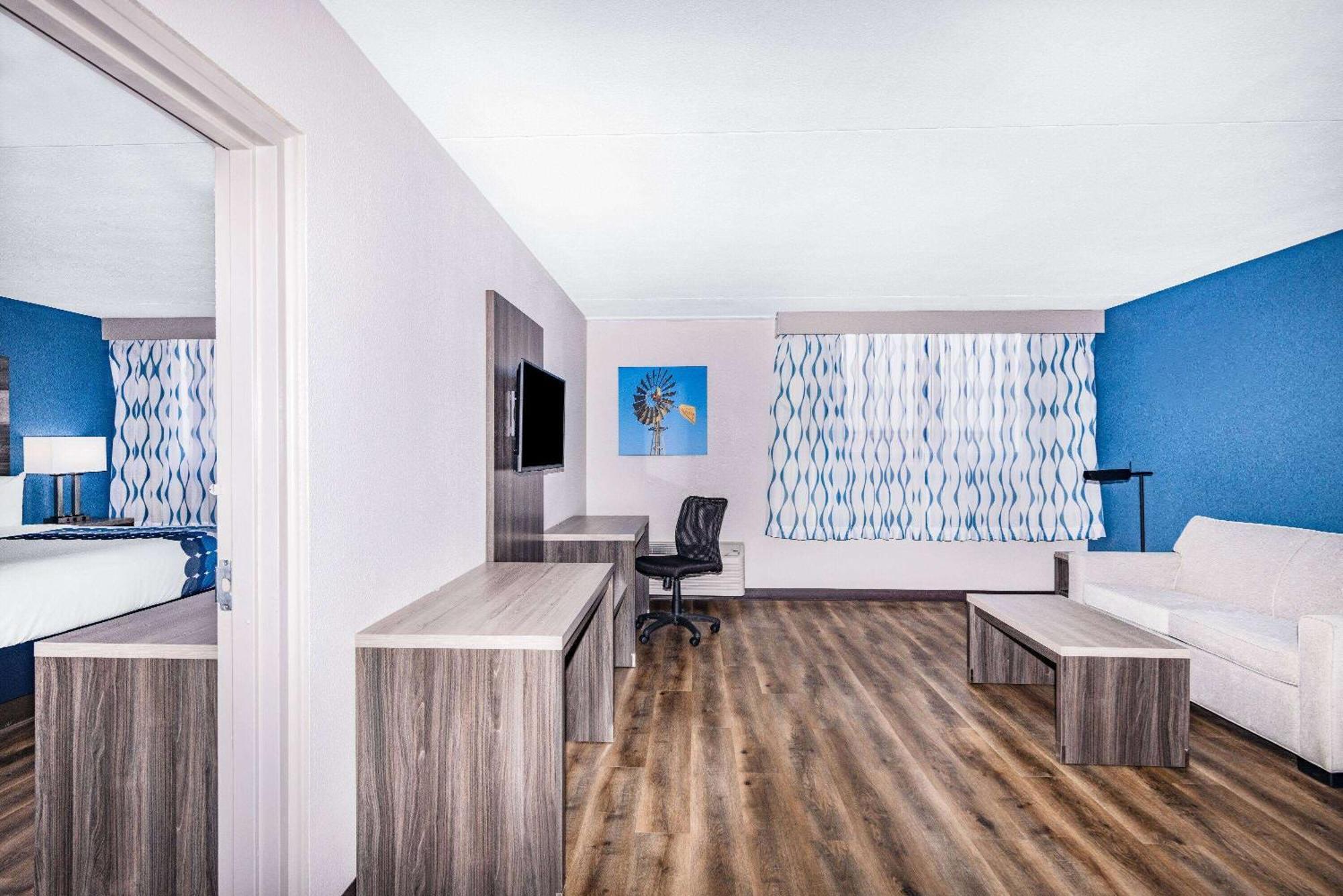 Wingate By Wyndham Wichita Airport Hotel Ngoại thất bức ảnh